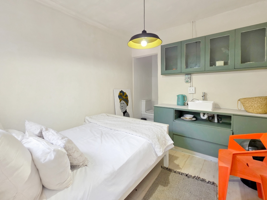 12 Bedroom Property for Sale in Camps Bay Western Cape